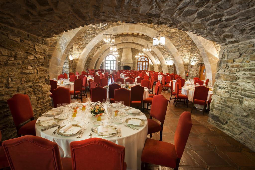 El Castell De Ciutat - Relais & Chateaux Сео-де-Уржель Экстерьер фото